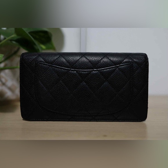 Chanel Black Quilted Leather Clutch with Gold Hardware - Picture 3 of 7